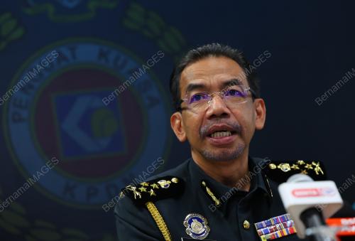 DATUK AZMAN ADAM