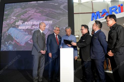 PTJ04_11042019_AUTOSHOW_BN201904106271