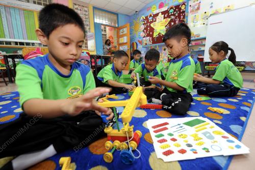 PTJ04_11052017_PRA_SEKOLAH_BN201705103078