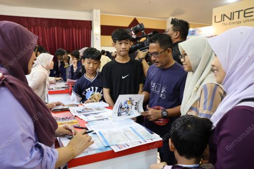 KARNIVAL JOM MASUK U 2025
