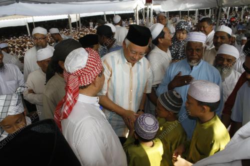 MOHD NAJIB TUN ABDUL RAZAK