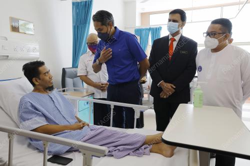 KHAIRY JAMALUDDIN
