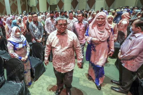 DATUK AARON AGO DAGANG