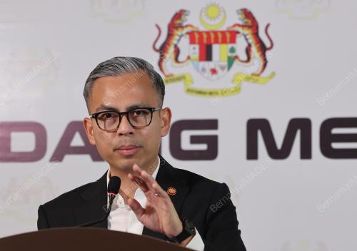 DATUK FAHMI FADZIL