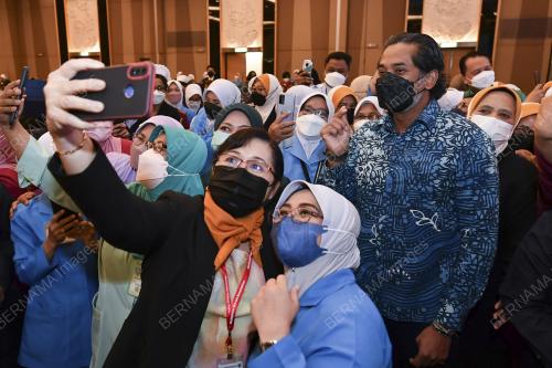 KHAIRY JAMALUDDIN