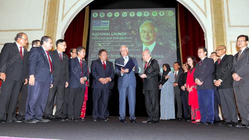 PTJ04_12062012_PM_PRO