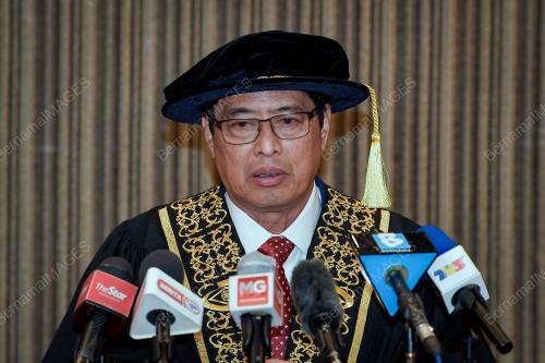TAN SRI AZAM BAKI