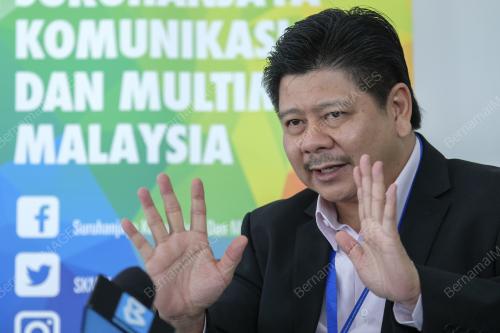 DR. FADHULLAH SUHAIMI ABDUL MALEK