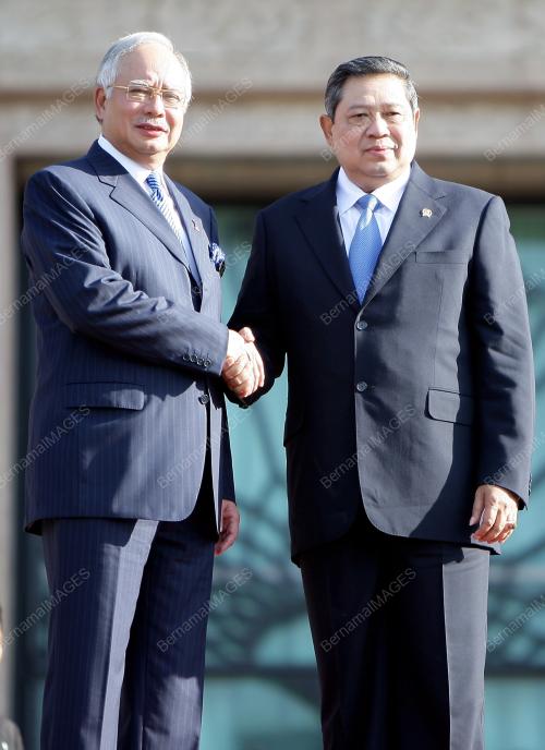 MOHD NAJIB TUN ABDUL RAZAK