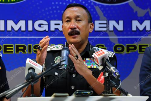 DATUK RUSLIN JUSOH