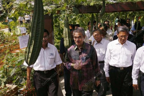 ABDULLAH AHMAD BADAWI