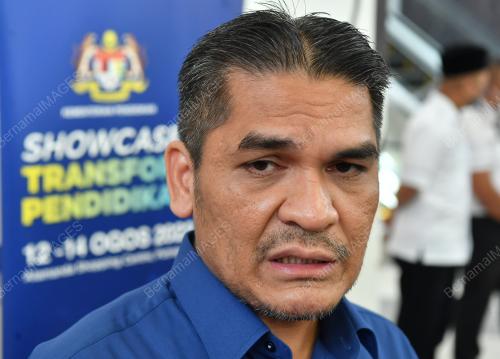 DATUK DR RADZI JIDIN