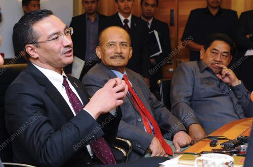 DATUK SERI HISHAMUDDIN TUN HUSSEIN