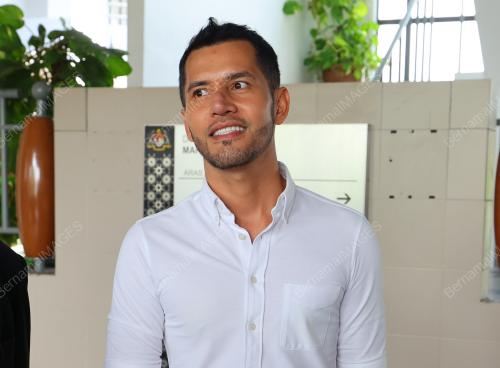 DATUK SERI ALIFF SYUKRI KAMARZAMAN
