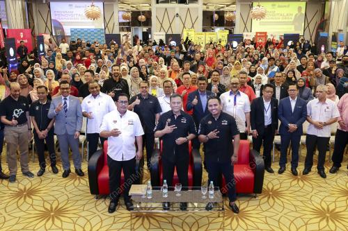 DATUK SERI RAMLAN HARUN