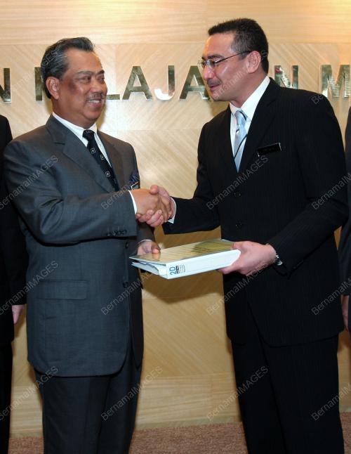 MUHYIDDIN MOHD YASSIN