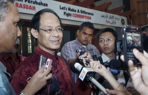 DATUK MOHD SHUKRI ABDULL