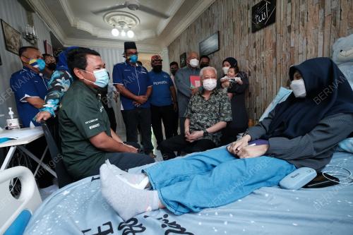 DATUK SERI ISMAIL SABRI YAAKOB