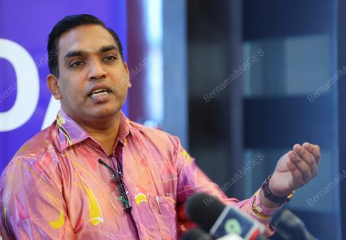 DR MURALITHARAN PARAMASUA