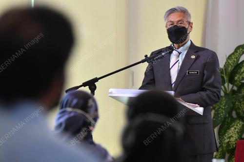 DATUK MANSOR OTHMAN