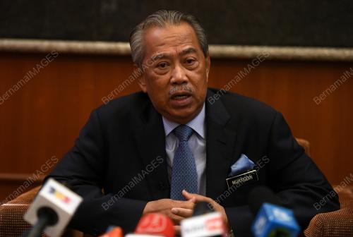 TAN SRI MUHYIDDIN MOHD YASSIN