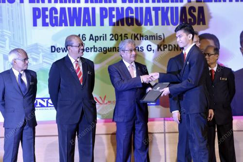 PTJ04_16042015_EZ_ADU