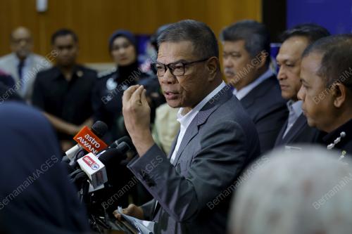 DATUK SERI SAIFUDDIN NASUTION ISMAIL