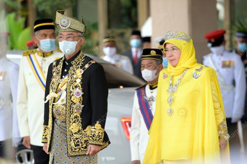 AL-SULTAN ABDULLAH RI'AYATUDDIN AL-MUSTAFA BILLAH SHAH 
