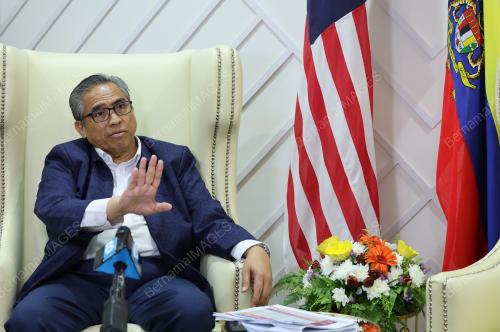TAN SRI SHAMSUL AZRI ABU BAKAR