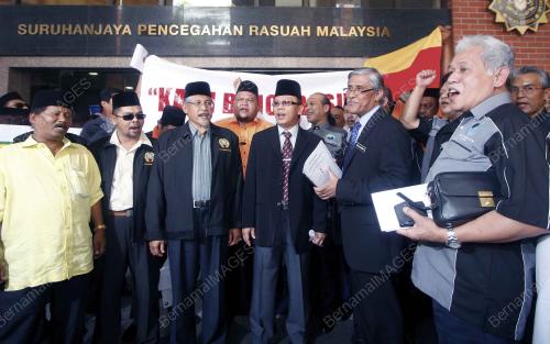 DATUK SERI ABU KASSIM MOHAMED