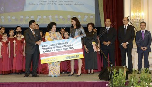 PTJ04_18102013_TABUNG