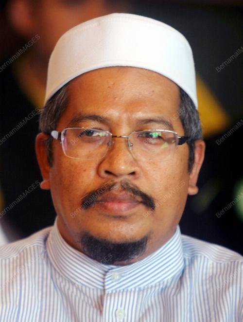 MOHAMAD NOOR MOHAMAD