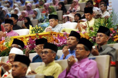 TUANKU MIZAN ZAINAL ABIDIN