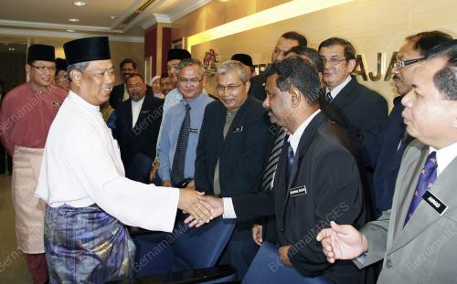 MUHYIDDIN YASSIN