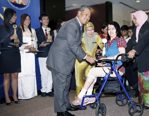 MUHYIDDIN YASSIN