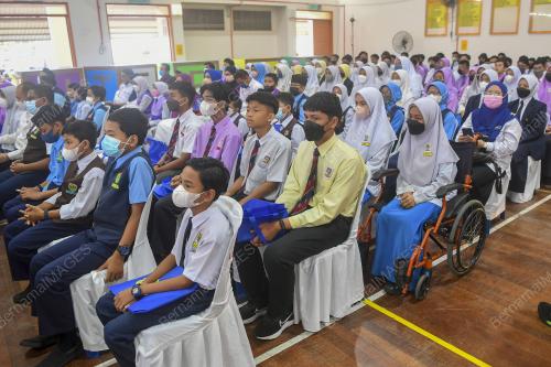 SEKOLAHKU SEJAHTERA: SEPAKAT DAN SELAMAT