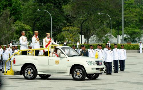 PTJ04_19092017_AGONG