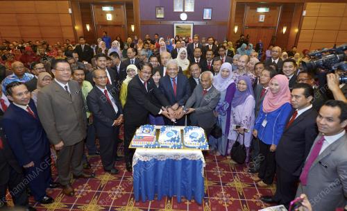 PTJ04_19112015_HAMZAH