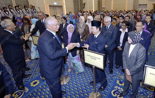 DATUK SERI NAJIB TUN RAZAK