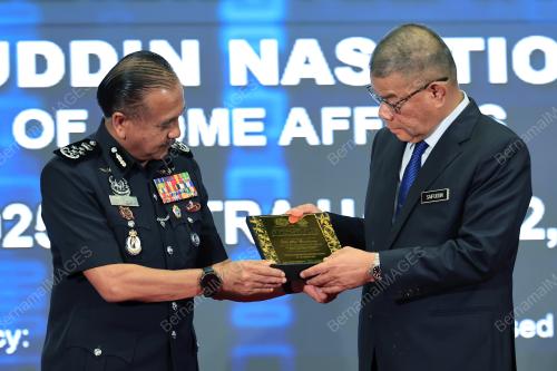 DATUK SERI SAIFUDDIN NASUTION ISMAIL