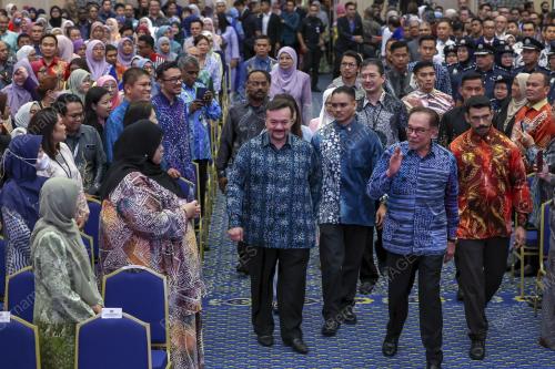DATUK SERI ANWAR IBRAHIM