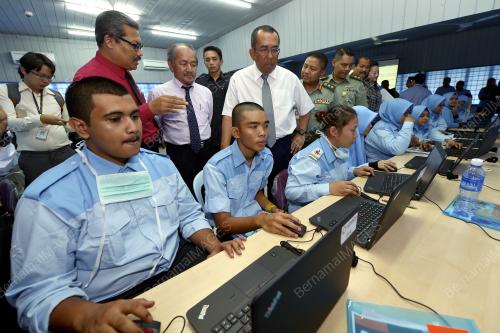 PTJ04_21102015_JOHARI