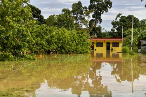 PTJ04_21102021_BANJIR_DENGKIL
