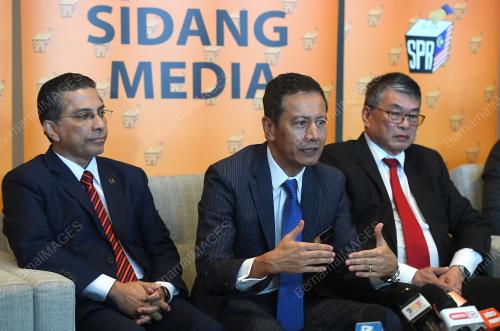 DATUK AZHAR AZIZAN HARUN