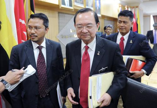 DATUK SERI PETER CHIN FAH KUI