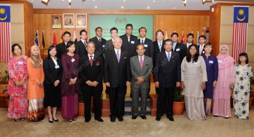 DATUK SERI NAJIB TUN RAZAK