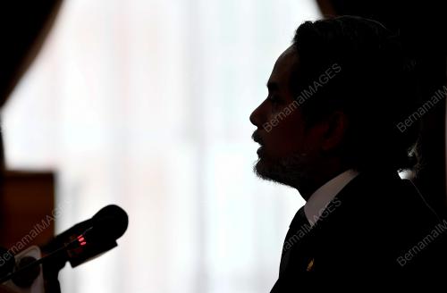 KHAIRY JAMALUDDIN