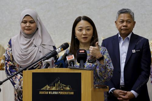 HANNAH YEOH