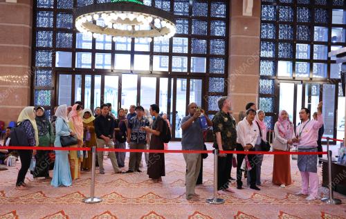 MASJID PUTRA - IFTAR BERSAMA BUKAN ISLAM