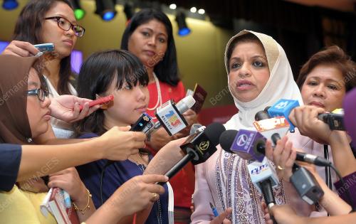 PTJ04_24032012_WANITA